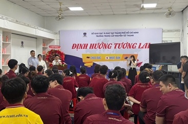 GIAO LƯU TƯ VẤN DU HỌC 